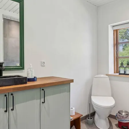 Golf In Thatched House Near Langeland Nordenbro Vesteregn