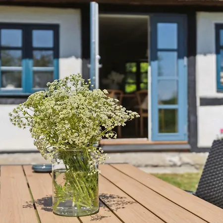 Golf In Thatched House Near Langeland Hébergement de vacances *
