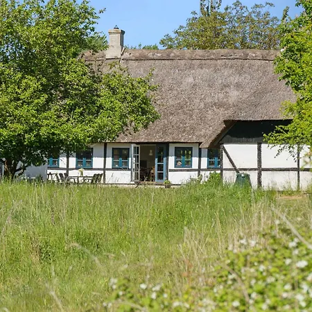 Golf In Thatched House Near Langeland Hébergement de vacances Nordenbro Vesteregn