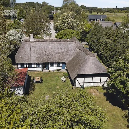 Hébergement de vacances Golf In Thatched House Near Langeland
